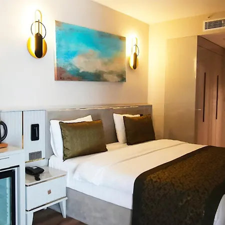 Hotel Sky Hill