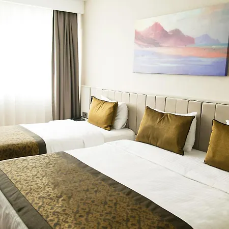 Hotel Sky Hill 4*