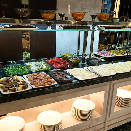 Sky Hill Hotel 4*